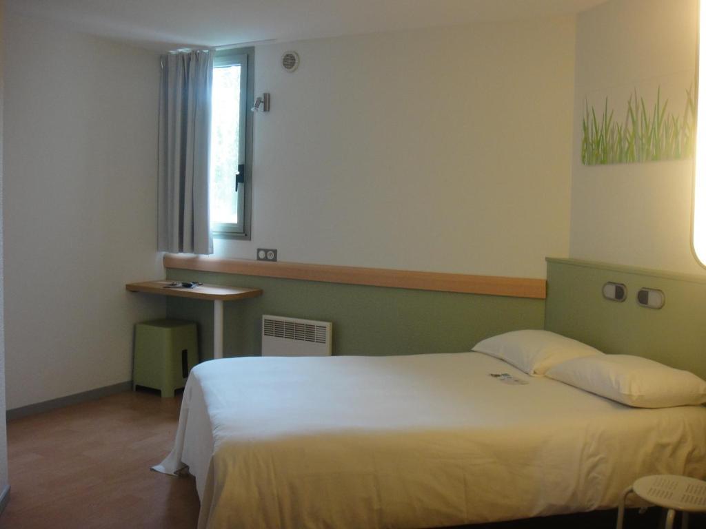Ibis Budget Chatellerault Nord Cameră foto
