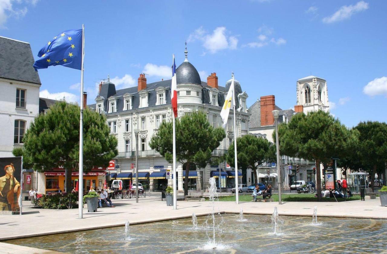 Ibis Budget Chatellerault Nord Exterior foto